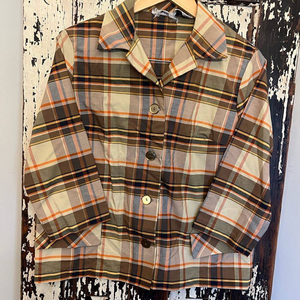 Women’s Vintage Galey & Lord plaid button jacket.  Size M-L